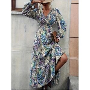 Boho Paisley Print V-Neck Maxi Dress Blue‎ Purple Smocked Waist Tiered